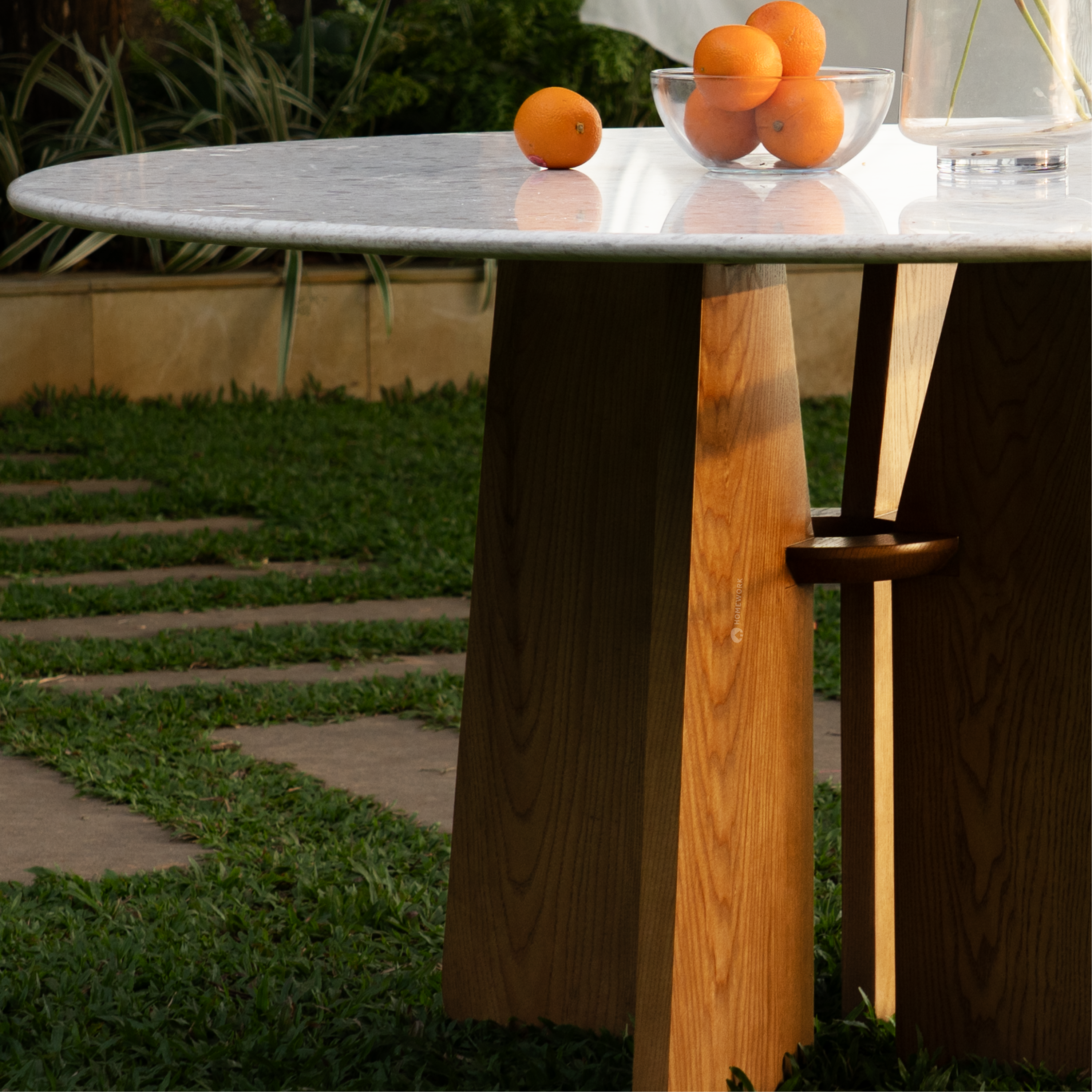 Circa Dining Table
