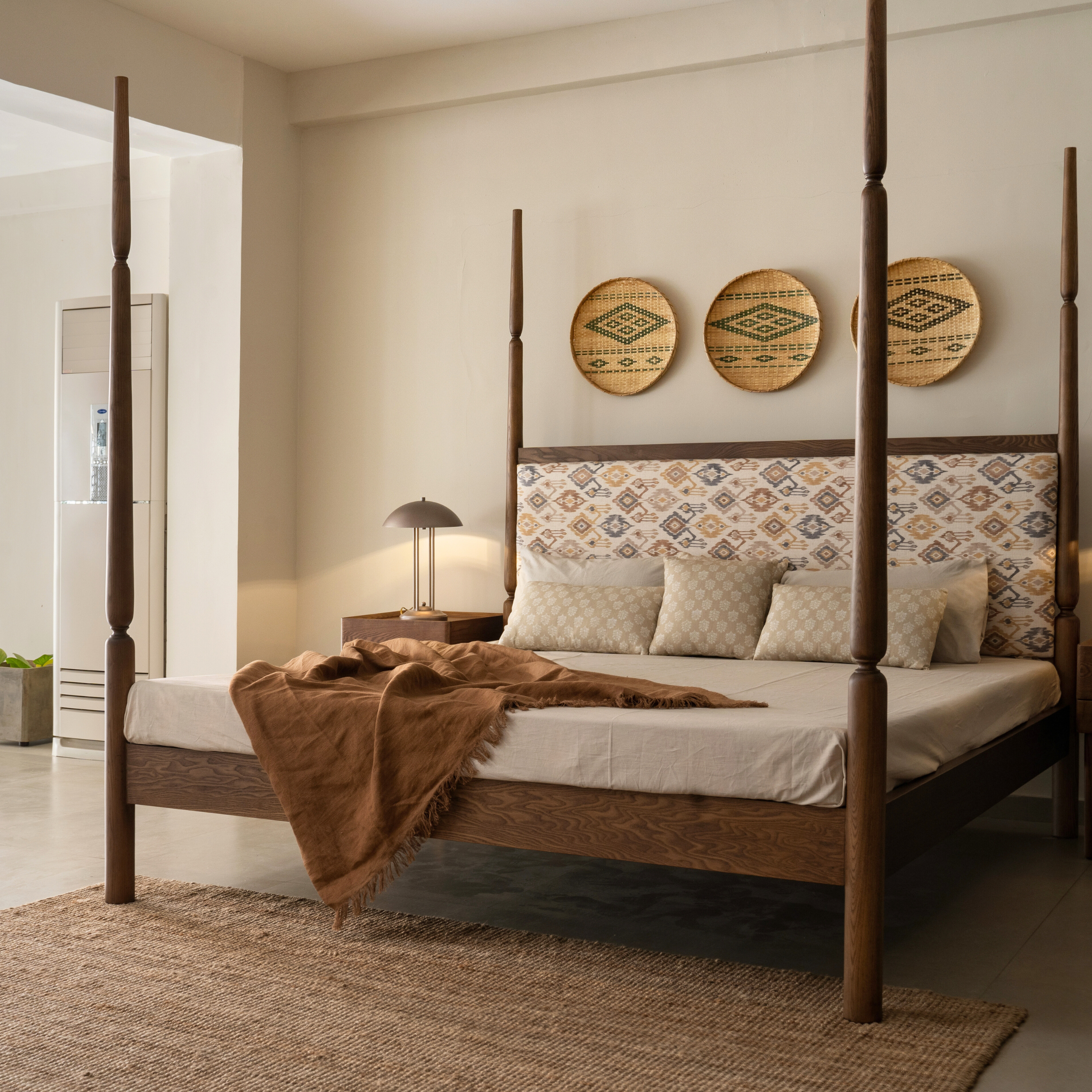 cleo bed cot