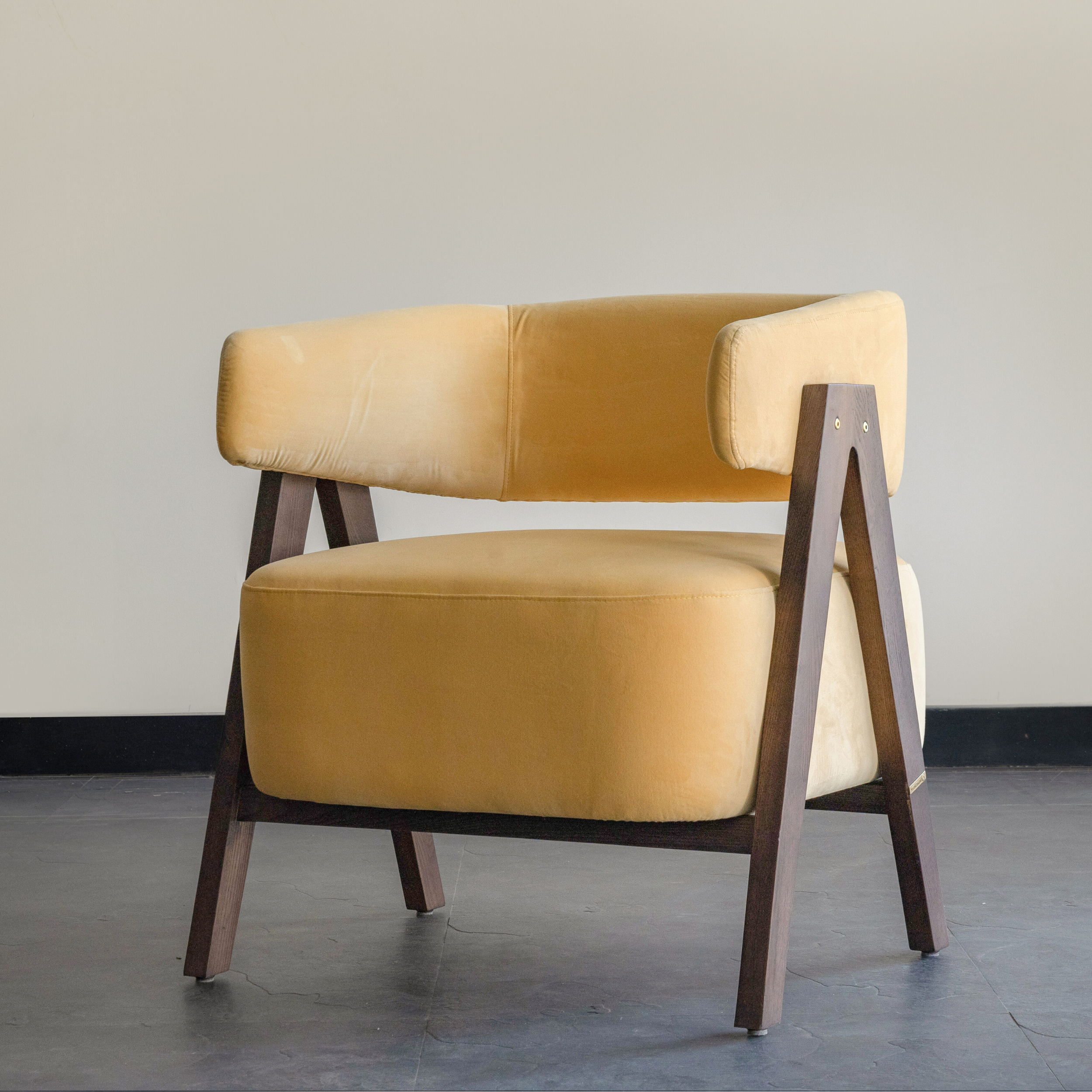 Alcor arm chair