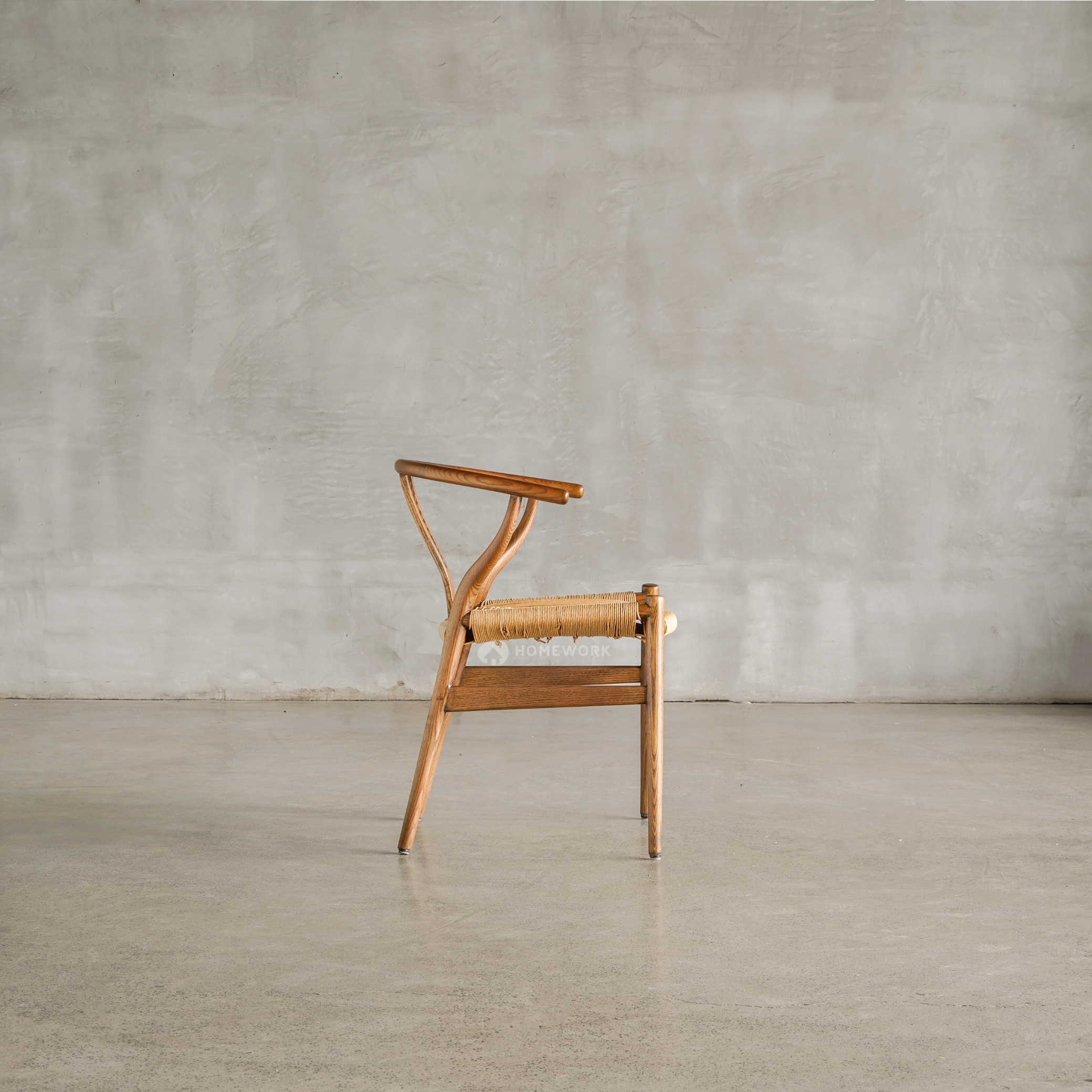 Taavi Dining chair
