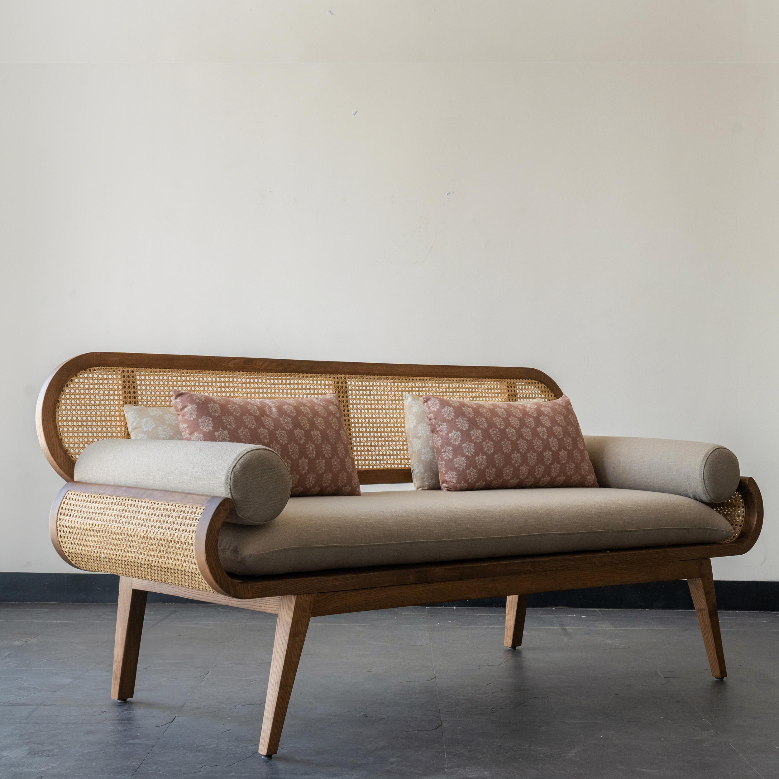 Araam Sofa Bench