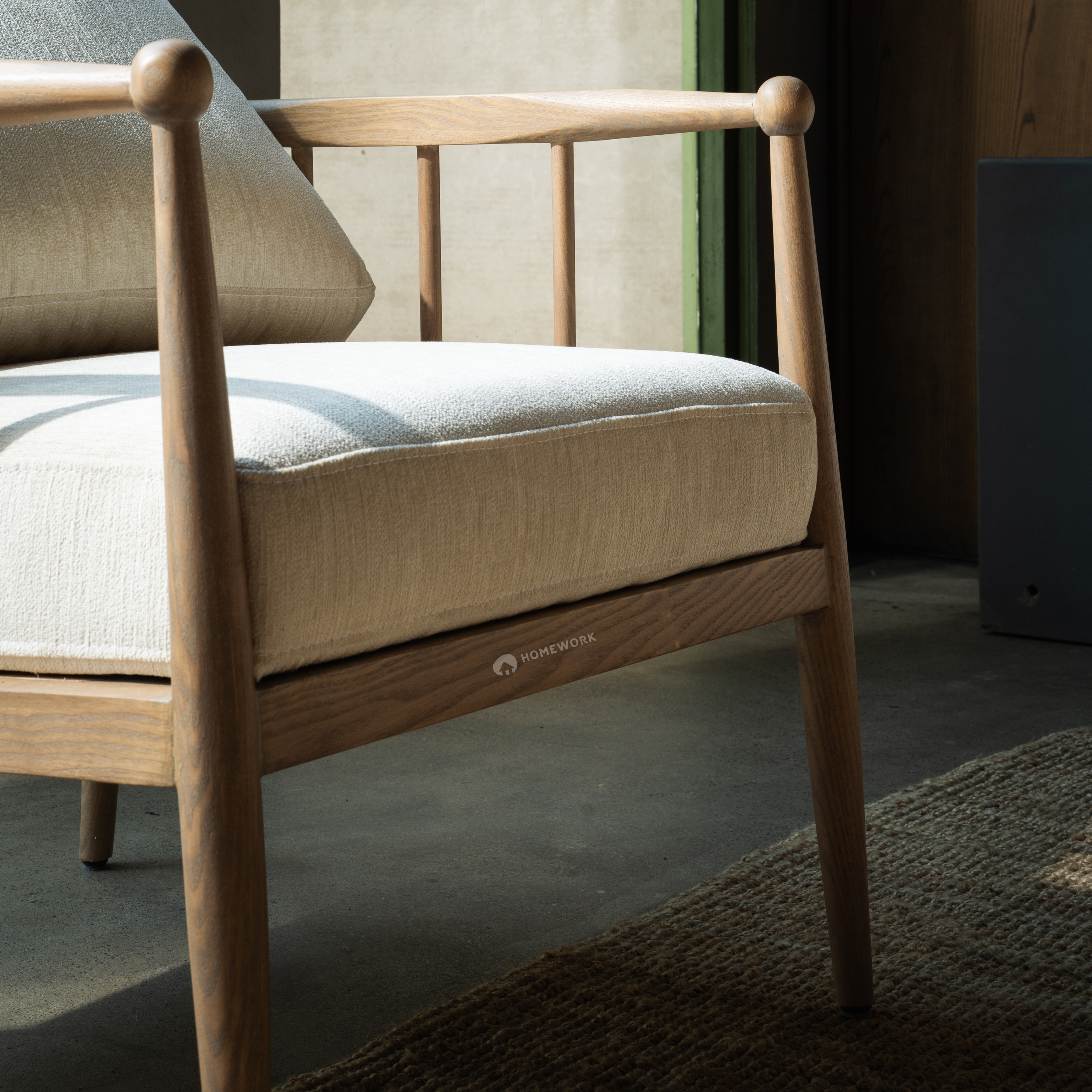 Ektha Armchair