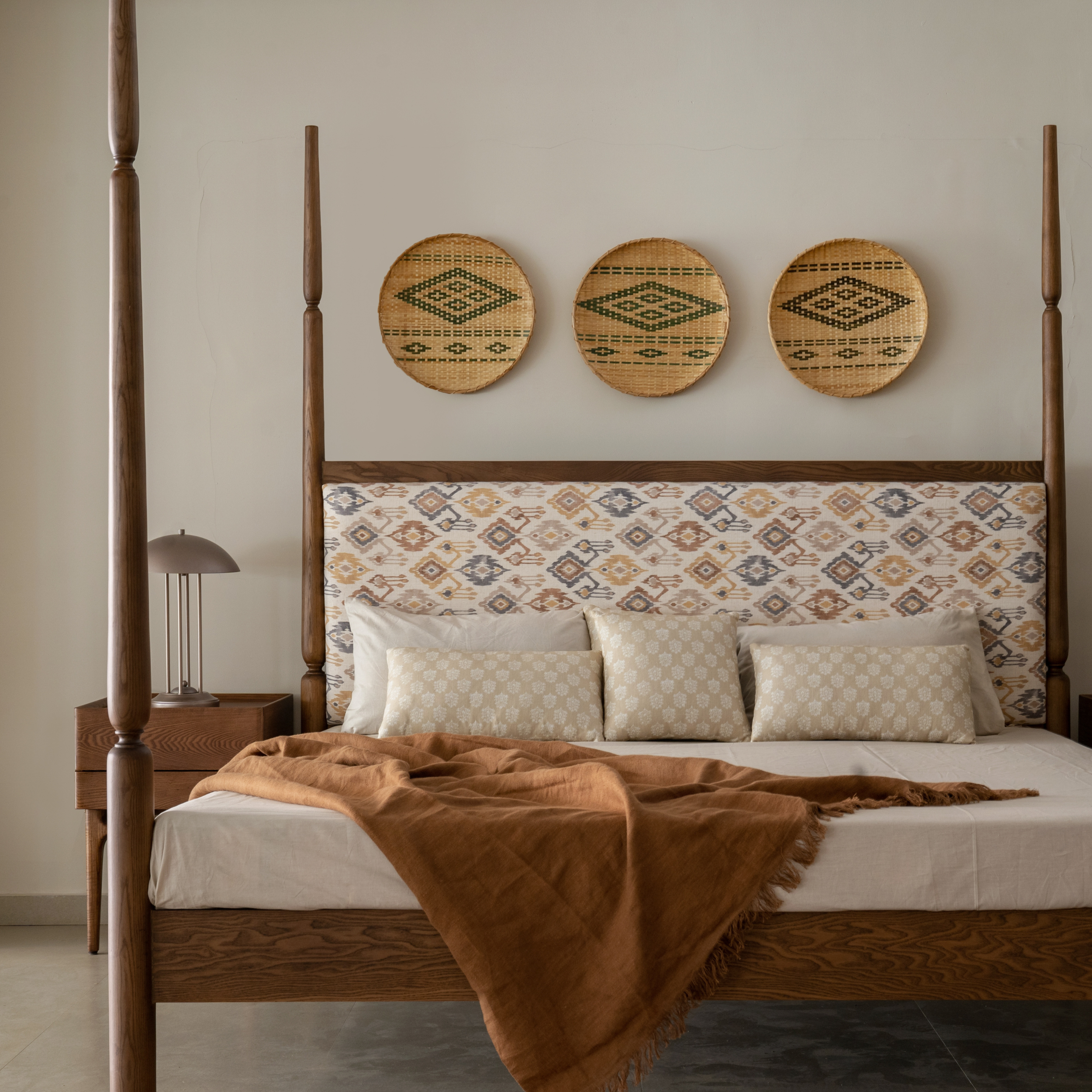 cleo bed cot