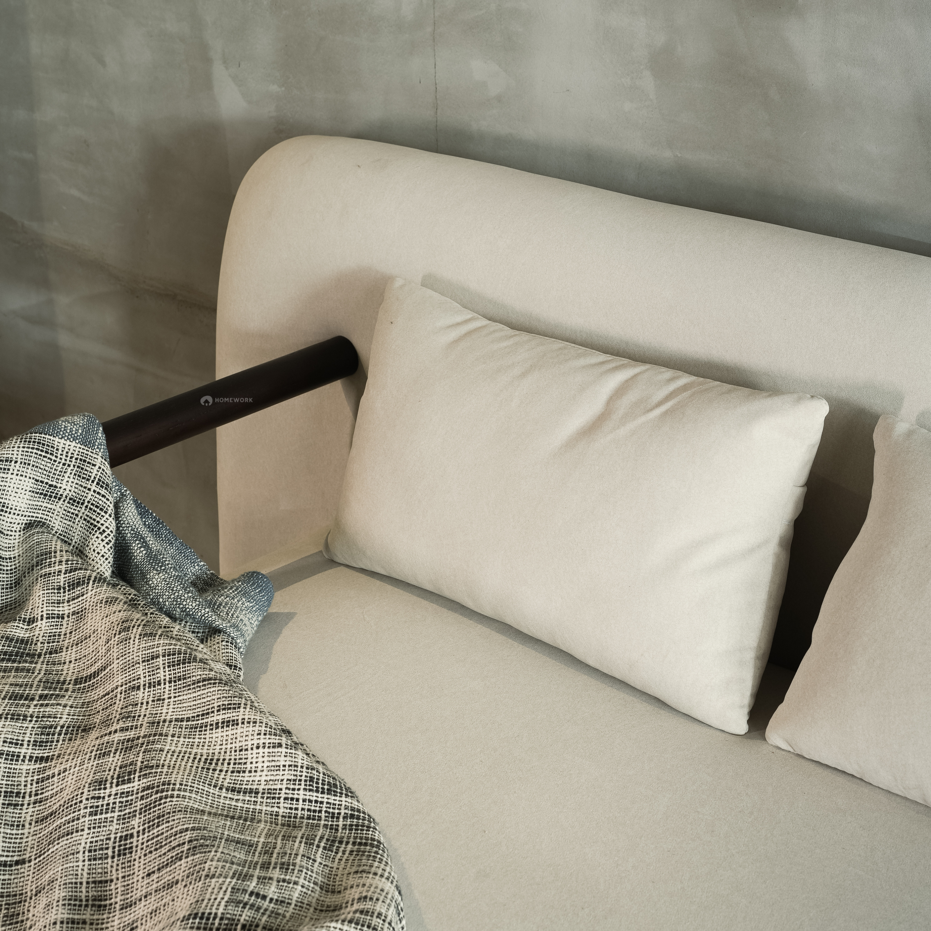 Kin Sofa