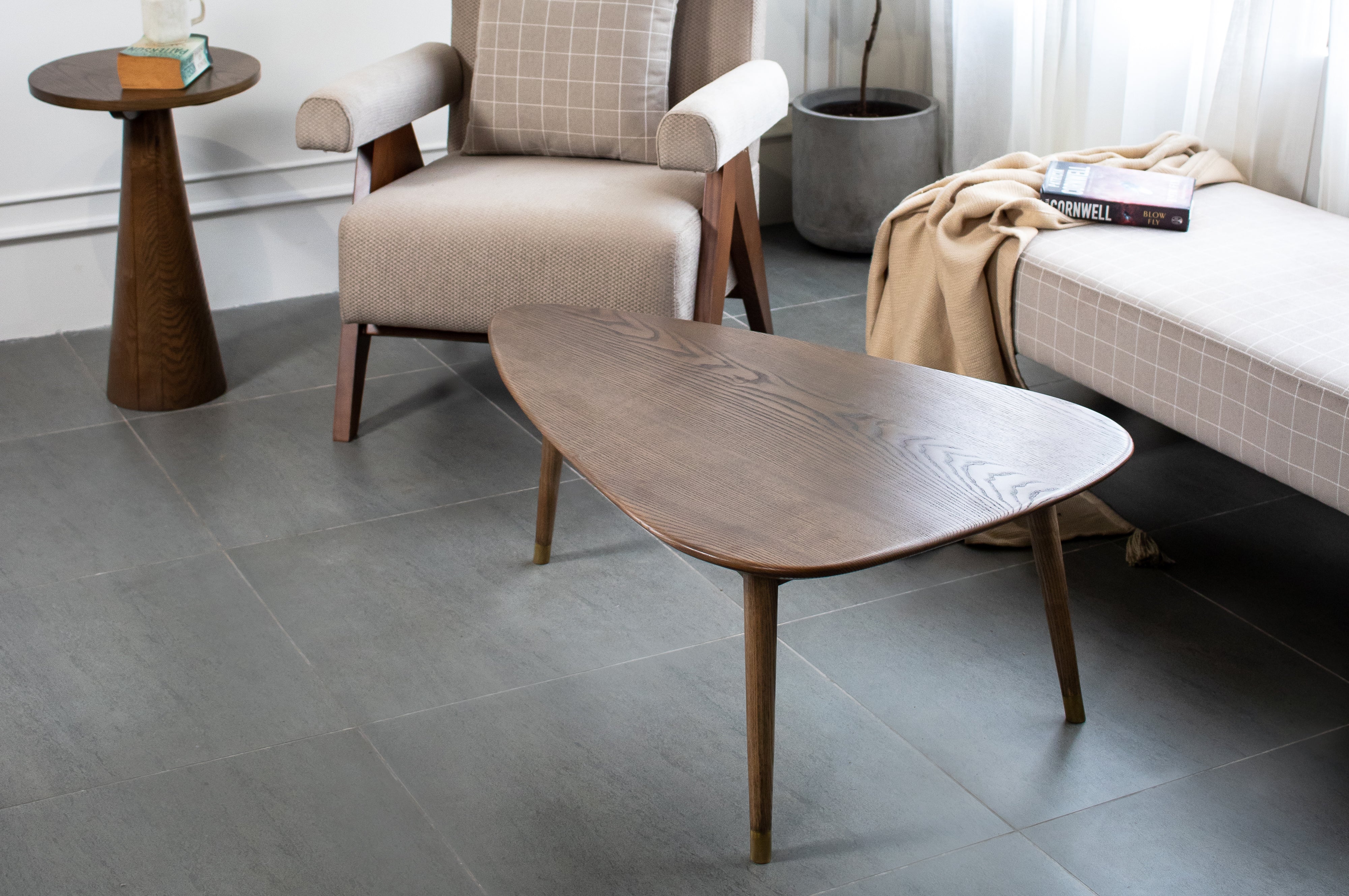 Lento Center table