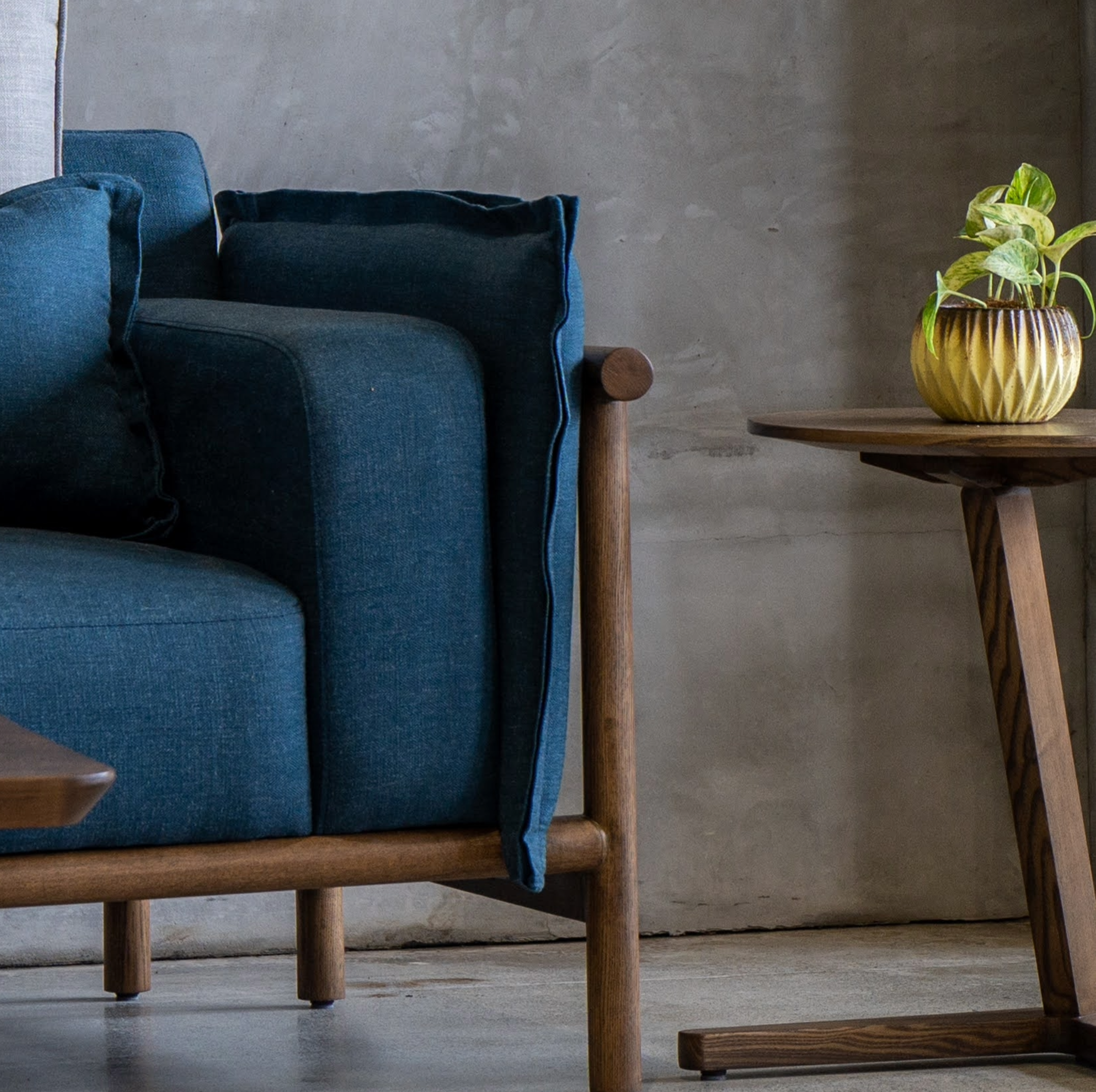 Timo Side Table