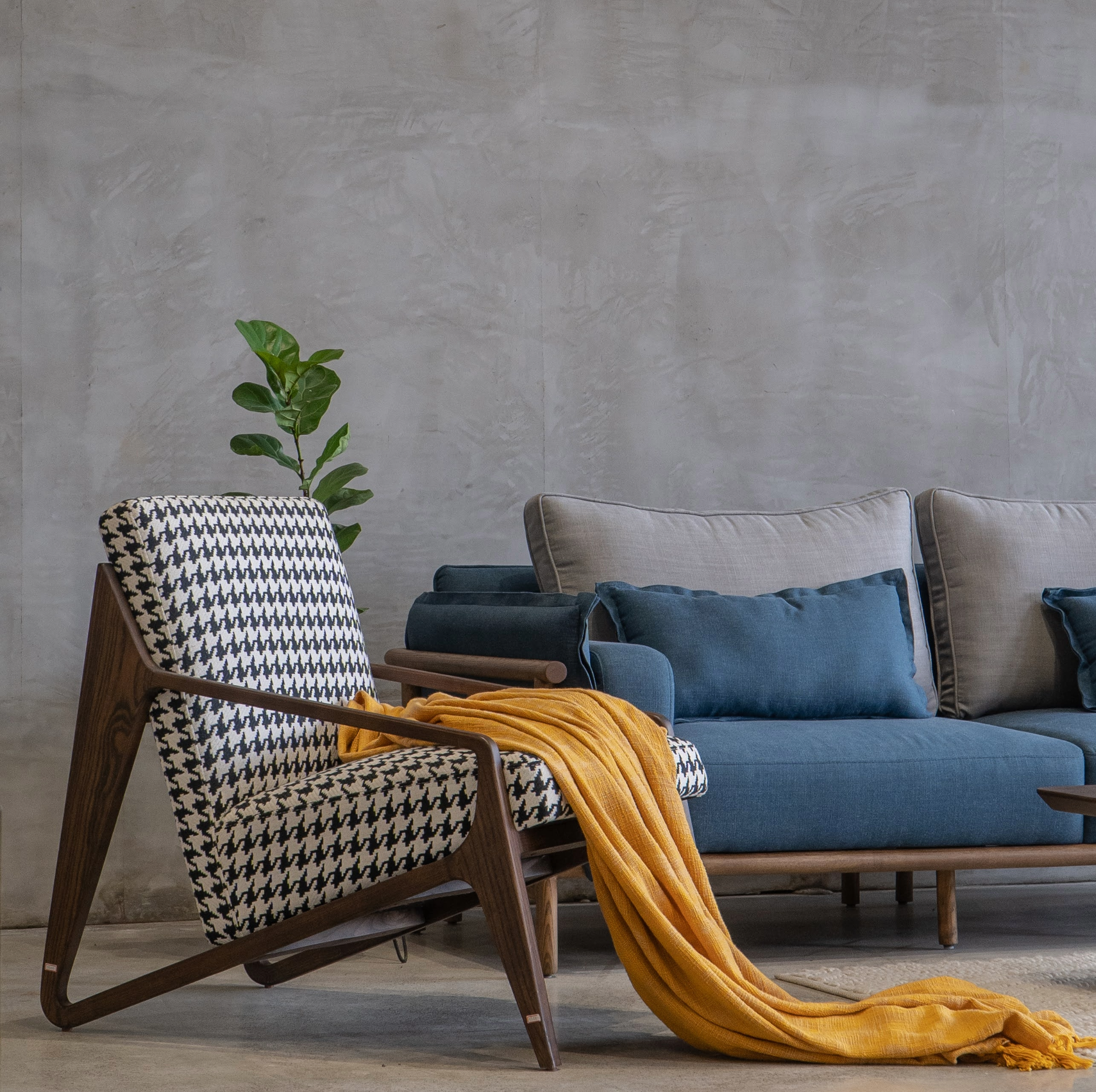 Ryma Arm Chair