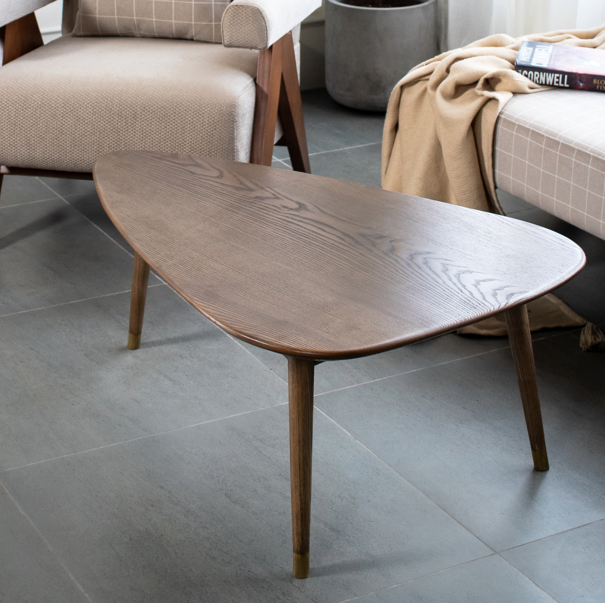 Lento Center table