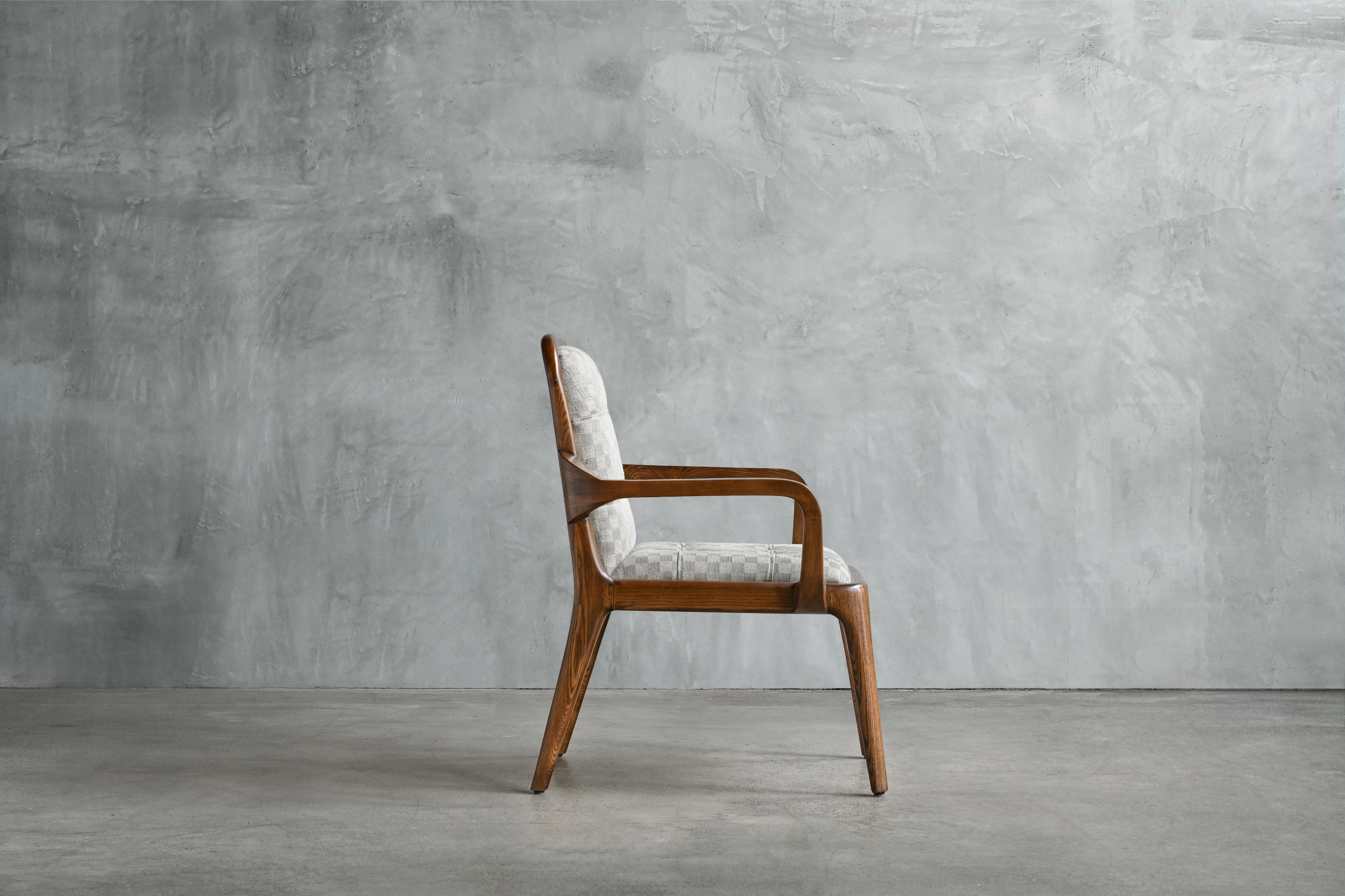 Nyra Arm Chair