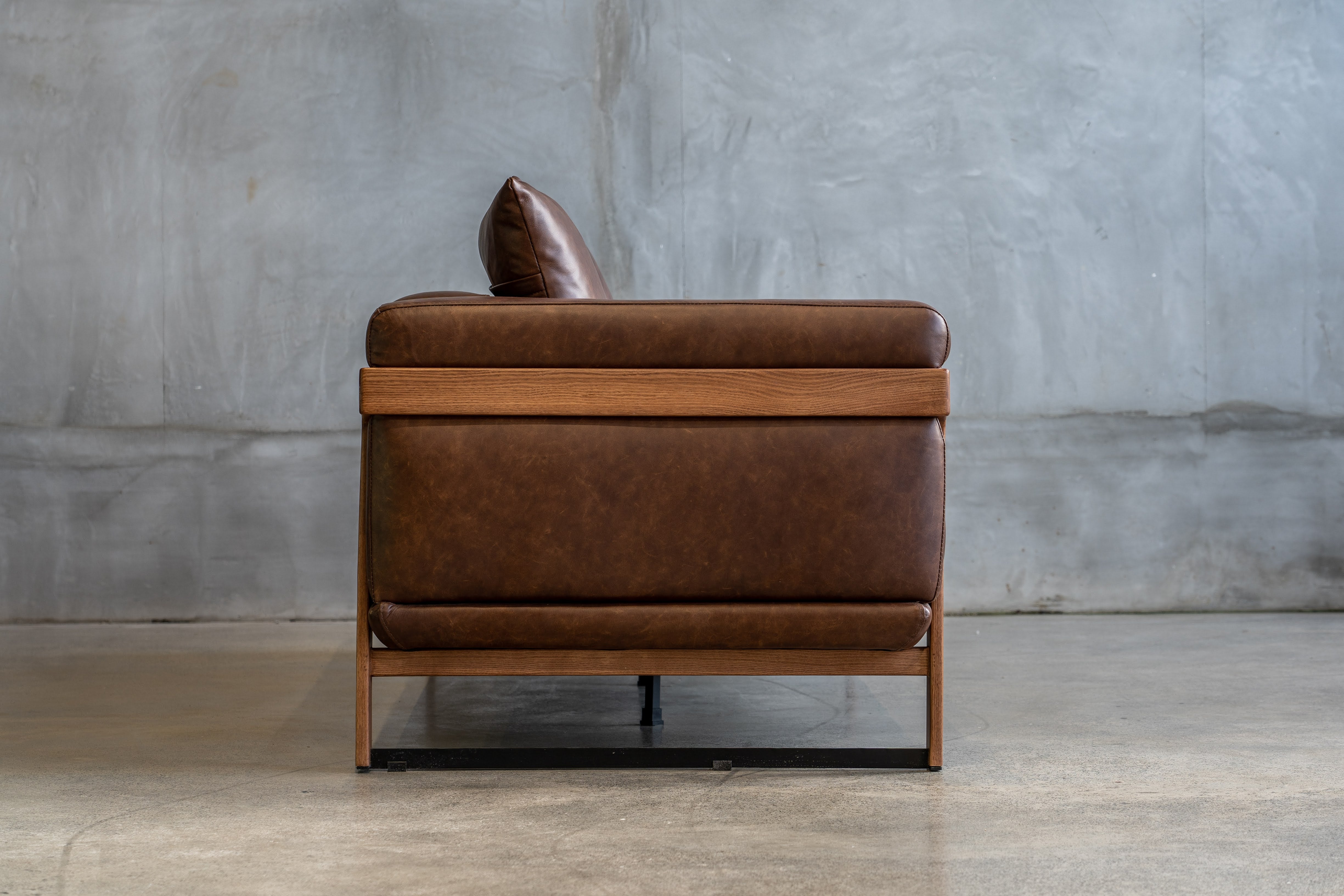 Tano 4 seater Sofa