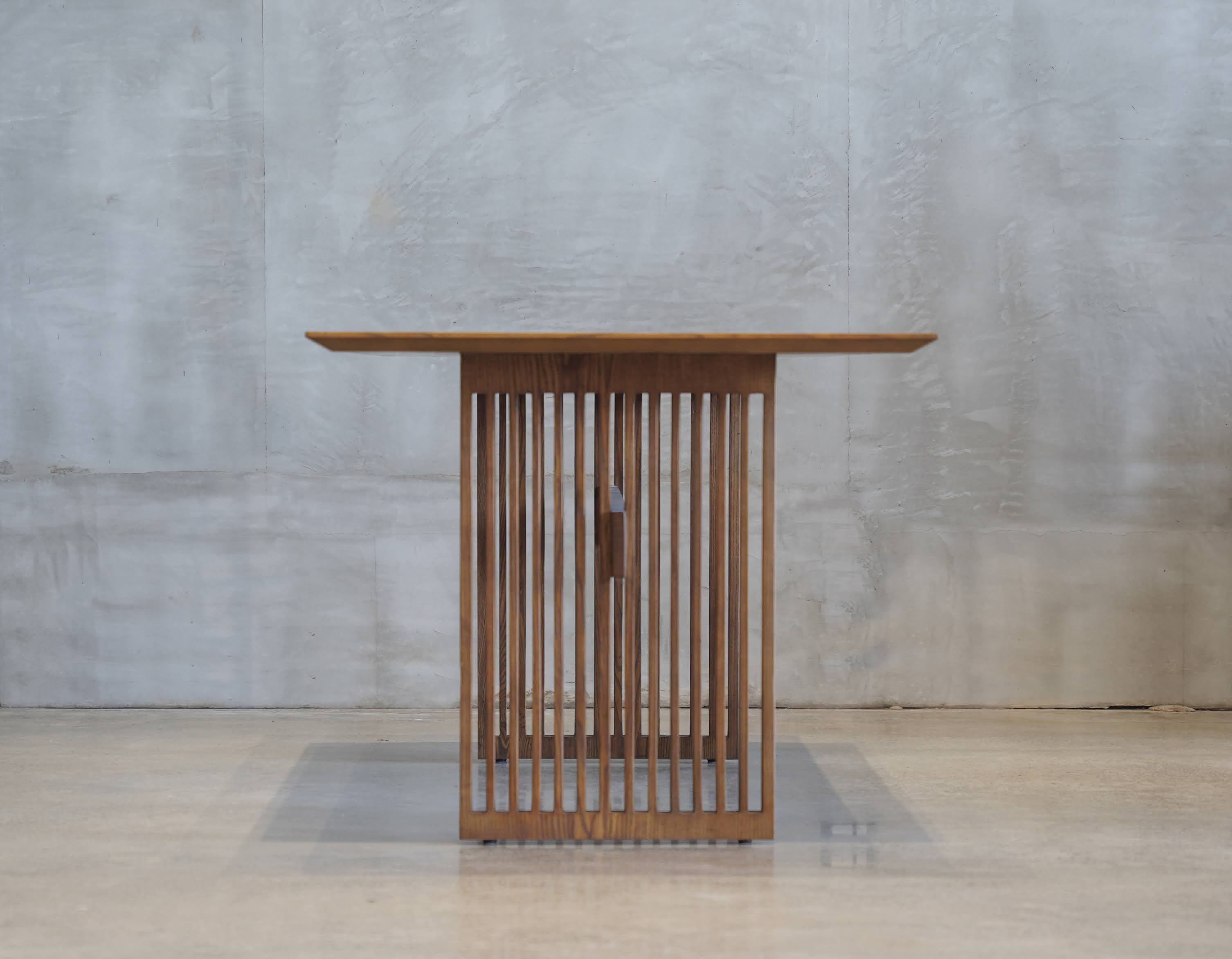 Nero Dining Table