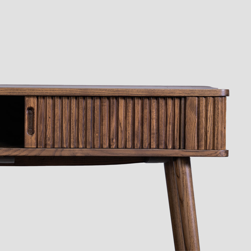 Jonas Study Table