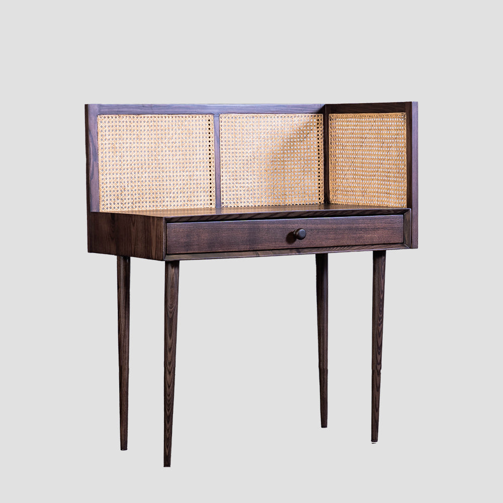 Sara Study Table