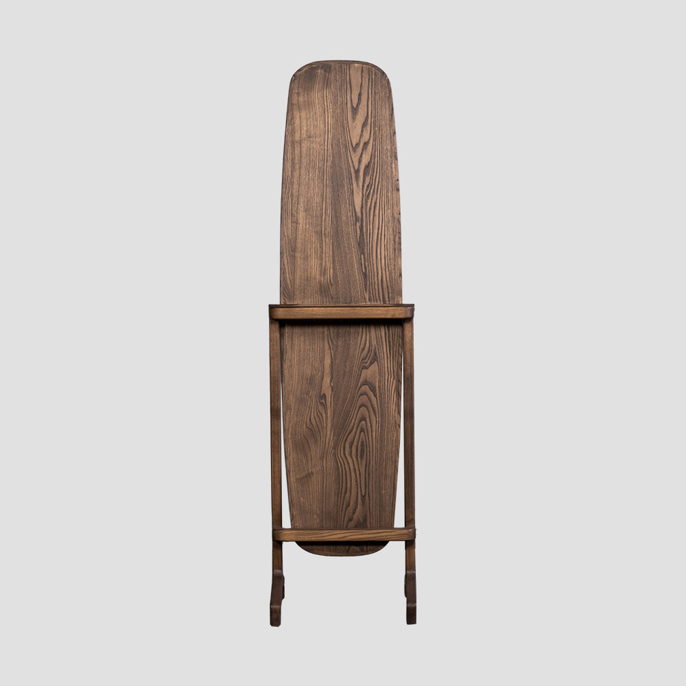 Pelil Mirror