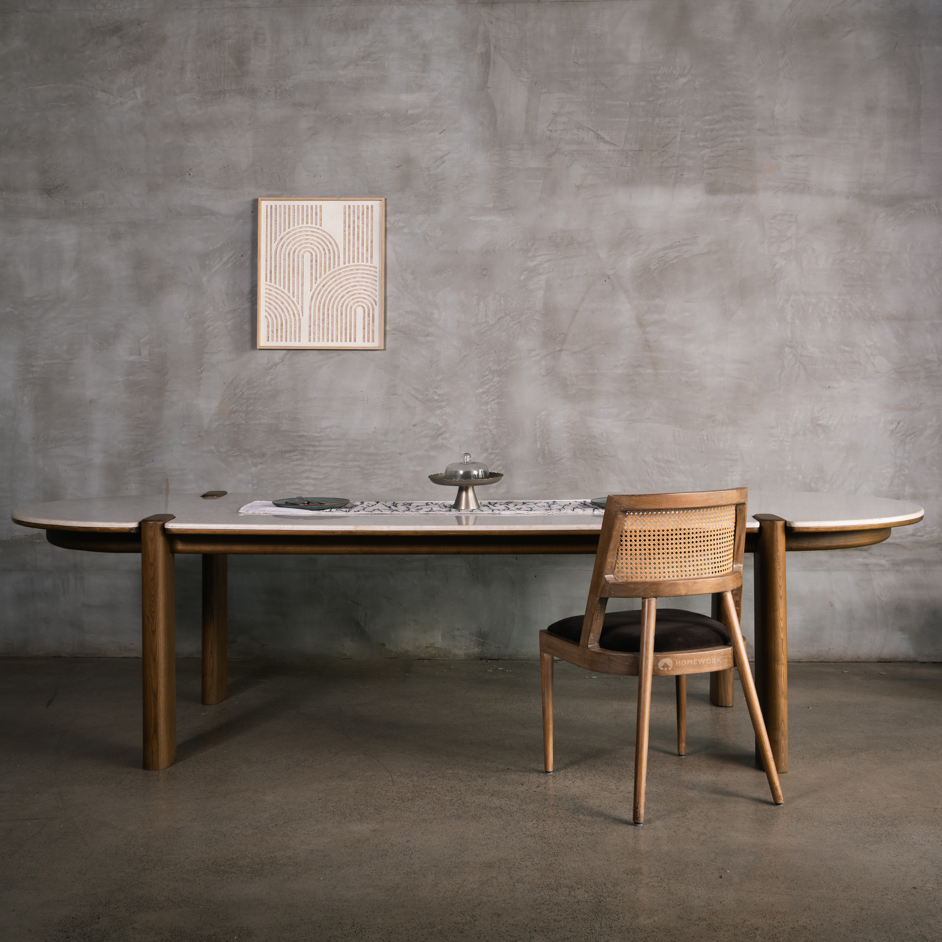 Wyra Dining Table