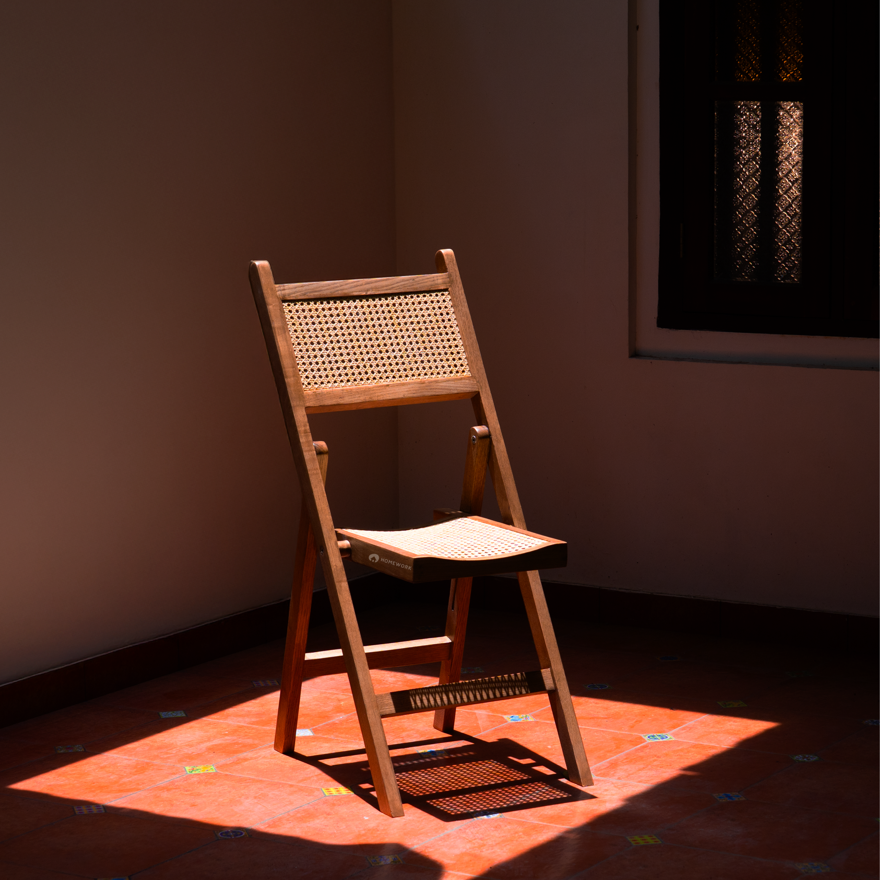 Nira Chair