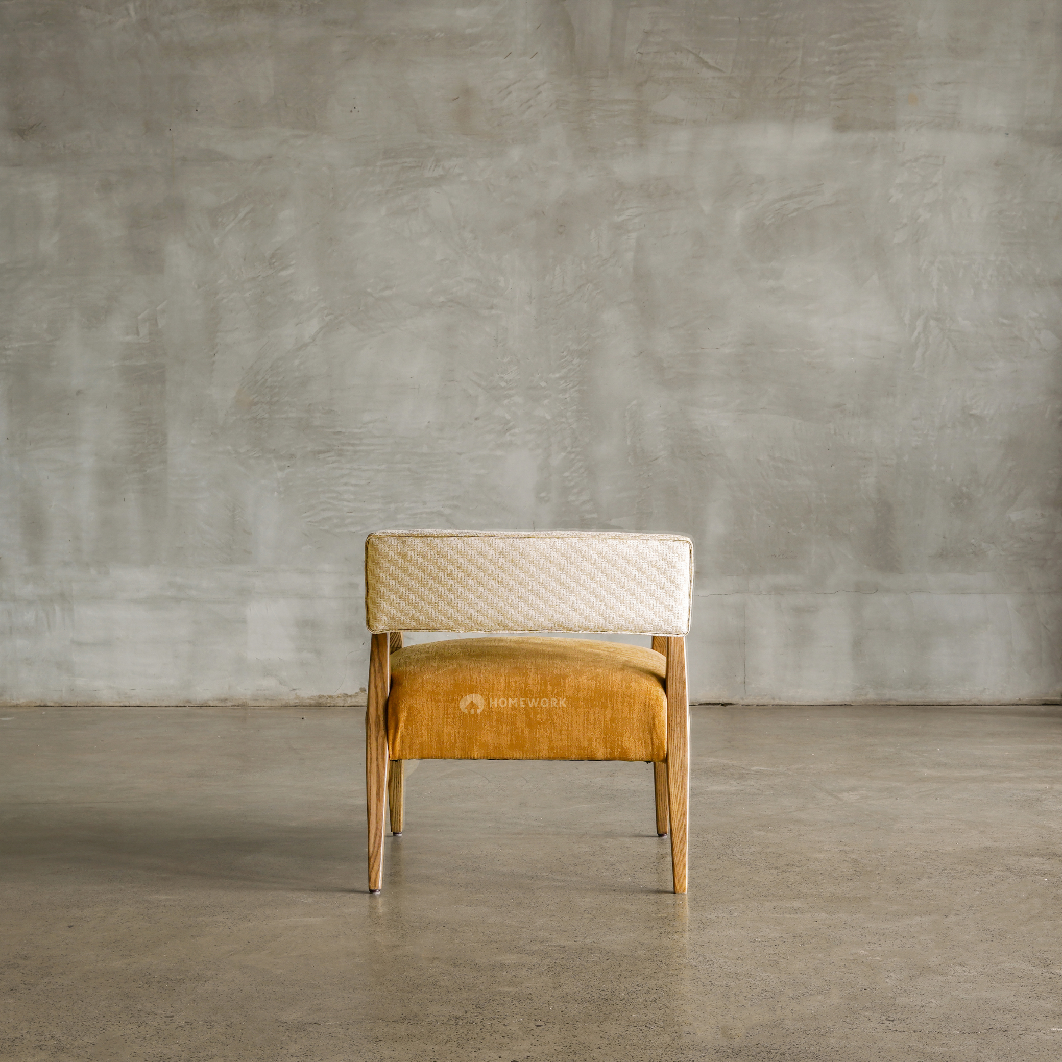 AINA Arm Chair