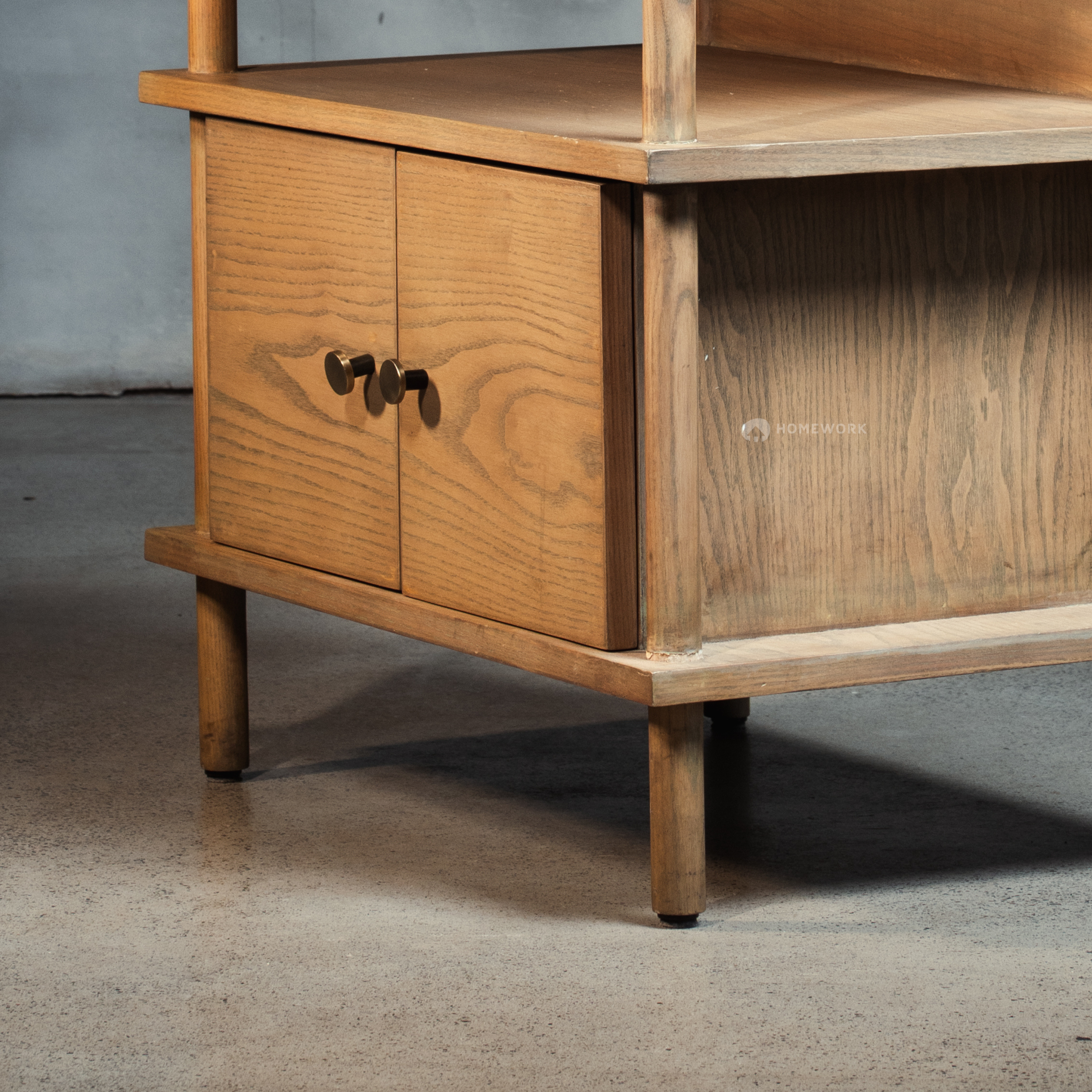 Neyomi Side Table