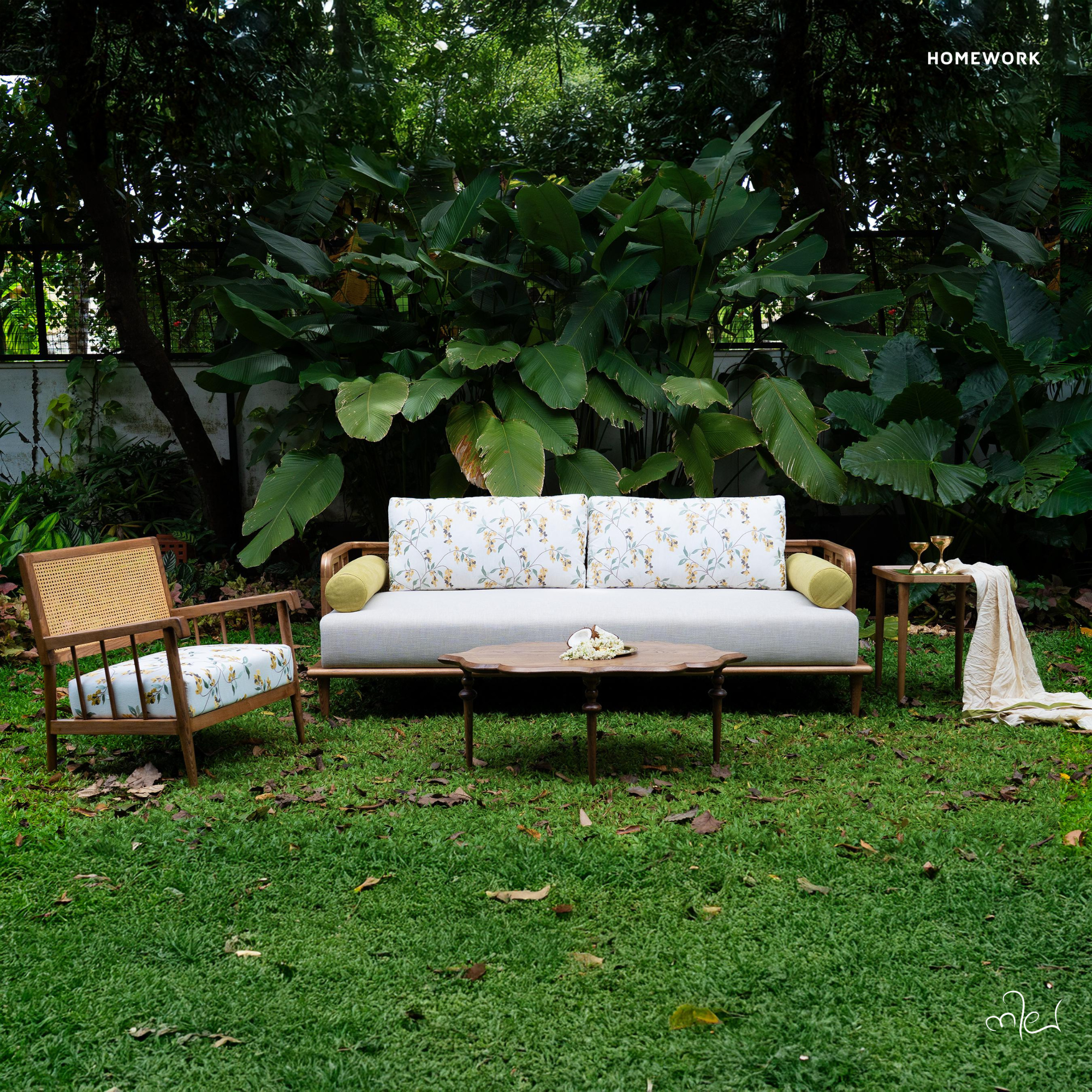 Nila Sofa